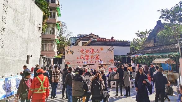 宋韵艺术入民生活，“金秋会”深受百姓欢迎。  第2张