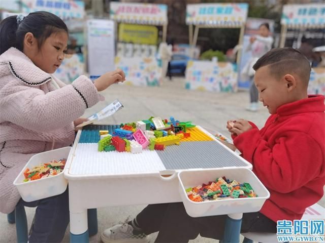 观山湖区“邻里生活市场”在碧海社区开业。