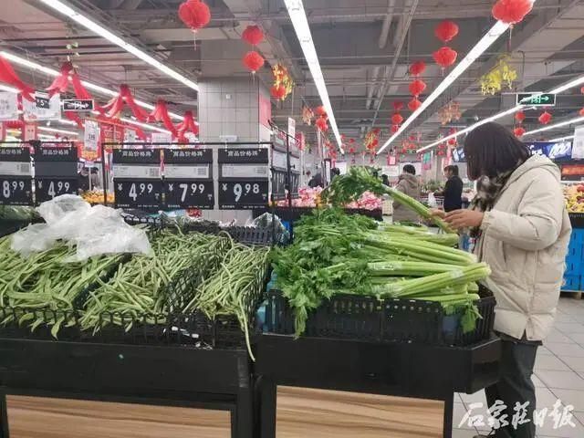 生活必需品数量充足，价格稳定