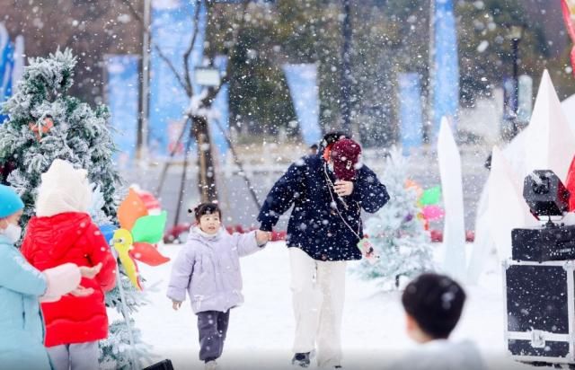 你不必去哈尔滨。在杭州这些地方玩雪更划算！  第1张