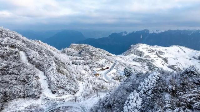 下雪了巴山大峡谷又下雪了！  第3张