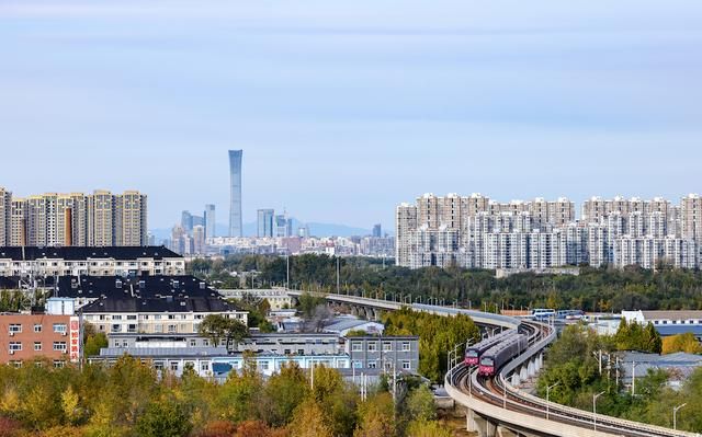 为什么经济增长超预期，但微观“体感”依然冷淡？